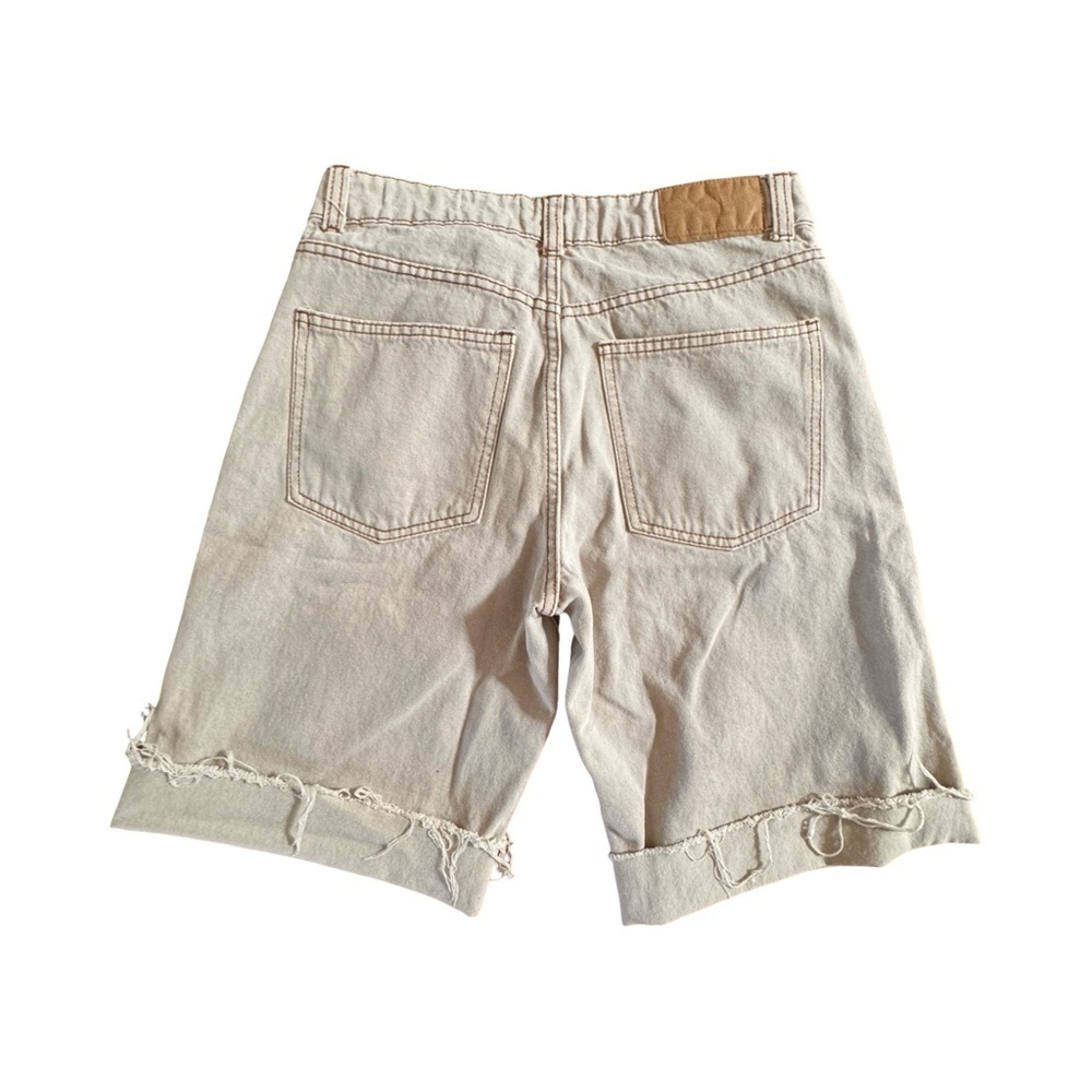 Cotton On Low-Rise Baggy Jean Bermuda Shorts in Tan - Picture 2 of 9